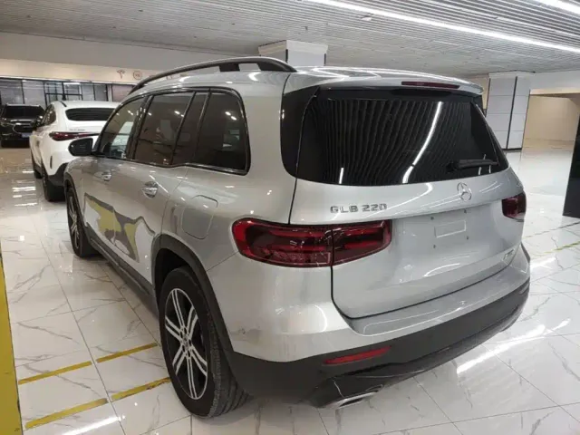 Mercedes-Benz GLB-Class — Фото автомобиля 4