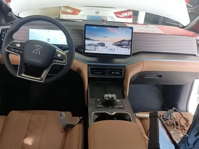 BYD Song L DM-i — Фото автомобиля 7