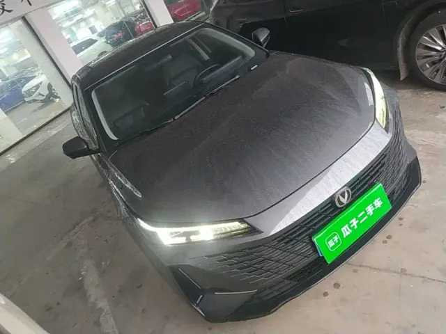 Changan Lamore — Фото автомобиля 3
