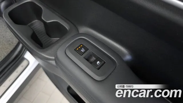 Hyundai Santa Fe MX5 — Фото автомобиля 18