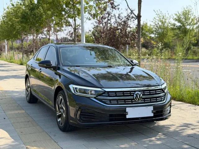 Volkswagen Sagitar — Фото автомобиля 3