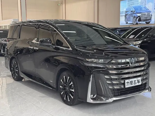 Toyota Vellfire — Фото автомобиля 3
