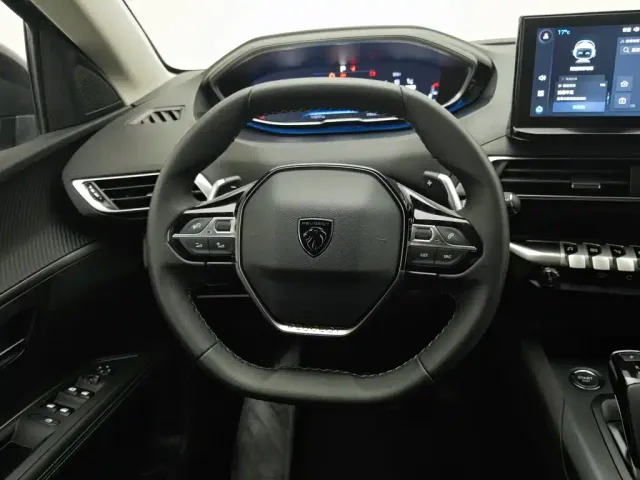 Peugeot 5008 — Фото автомобиля 11