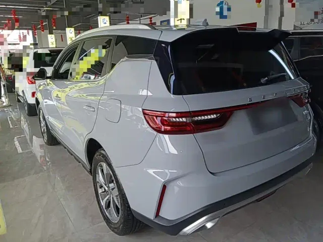 Geely Haoyue PRO — Фото автомобиля 4