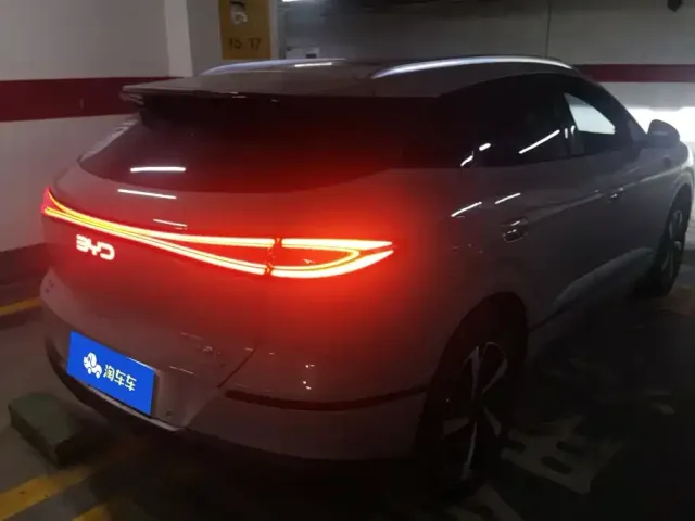 BYD Sealion 06 — Фото автомобиля 3
