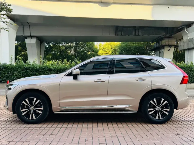 Volvo XC60 — Фото автомобиля 19