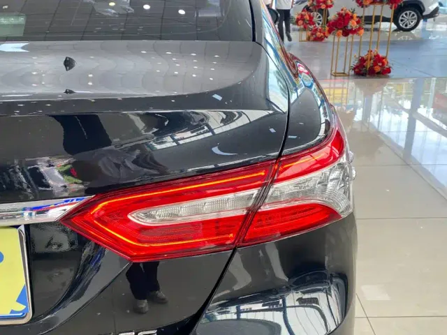 Toyota Camry — Фото автомобиля 16