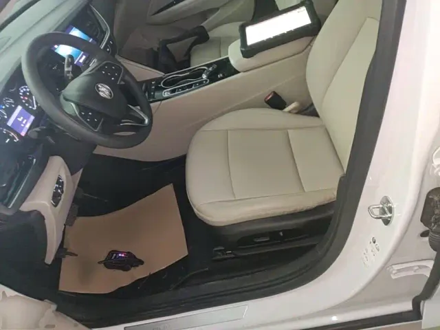 Buick Regal — Фото автомобиля 14