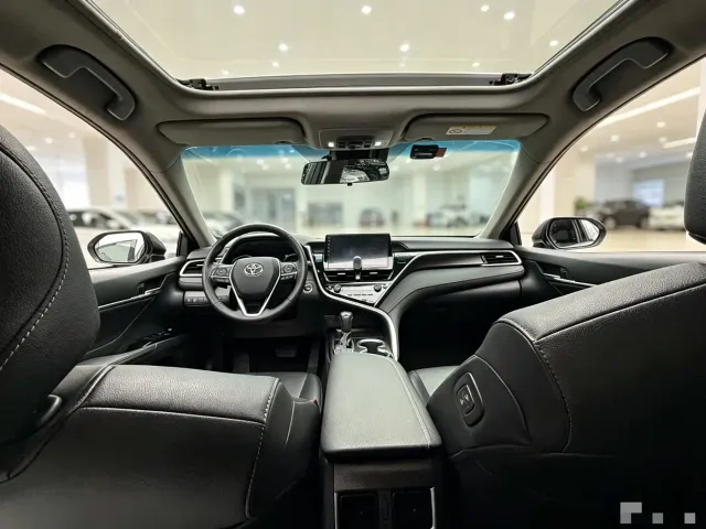 Toyota Camry — Фото автомобиля 9