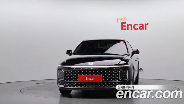 Hyundai Grandeur Grandeur (GN7) 2.5 Бензин 2WD — Фото автомобиля 3