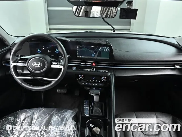 Фотография автомобиля — Hyundai AVANTE