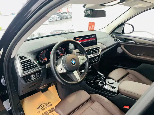 BMW BMW X3 2023 xDrive30i Leading M Night Package — Фото автомобиля 6