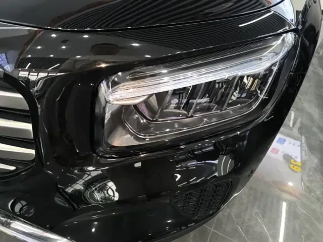 Mercedes-Benz GLB-Class — Фото автомобиля 23