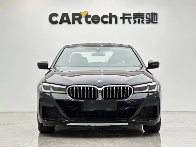 BMW 5 Series — Фото автомобиля 7