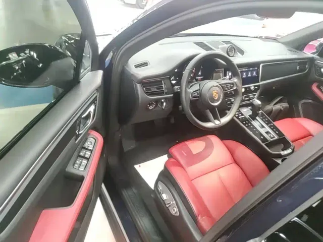 Porsche Macan — Фото автомобиля 15