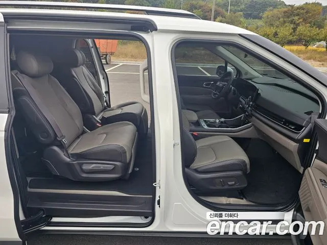 Kia Carnival 4th Gen — Фото автомобиля 12