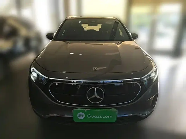 Mercedes-Benz EQA — Фото автомобиля 4