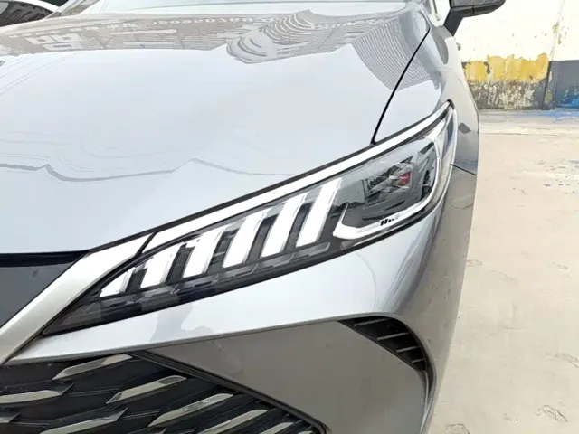 BYD Qin PLUS — Фото автомобиля 23