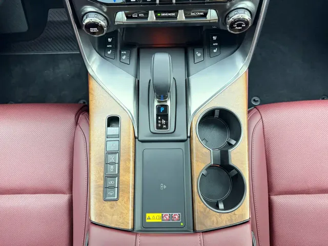 Lexus LX — Фото автомобиля 19