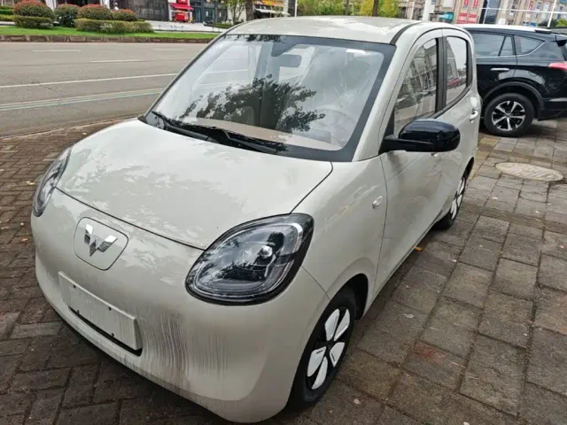 Фотография автомобиля — Wuling Hongguang Mini EV
