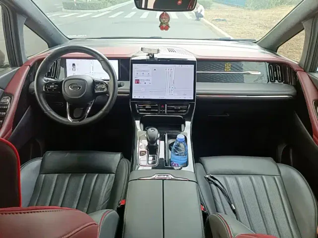 GAC Trumpchi M8 — Фото автомобиля 9