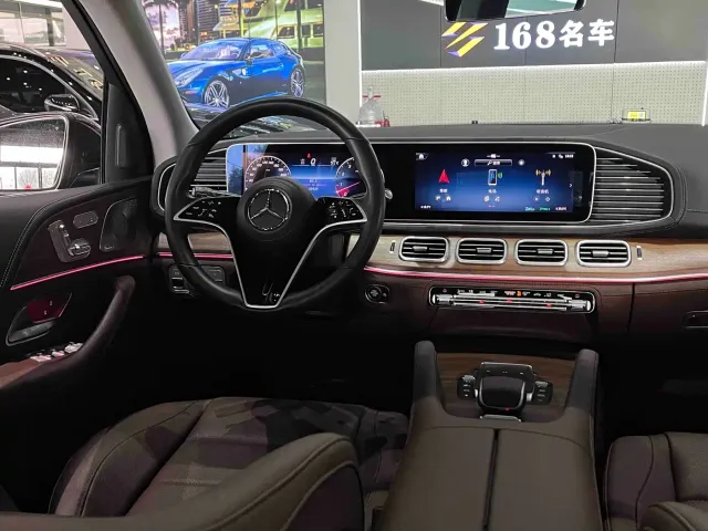 Mercedes-Benz GLE-Class — Фото автомобиля 15