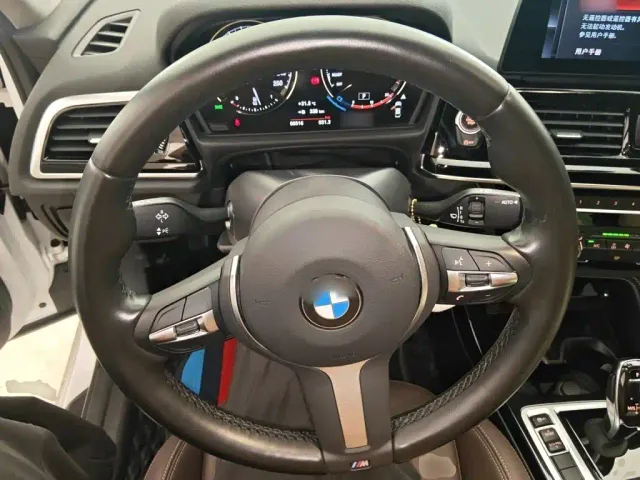 BMW 1 Series — Фото автомобиля 6