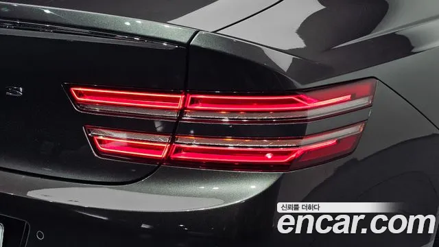 Genesis G80 RG3 — Фото автомобиля 8