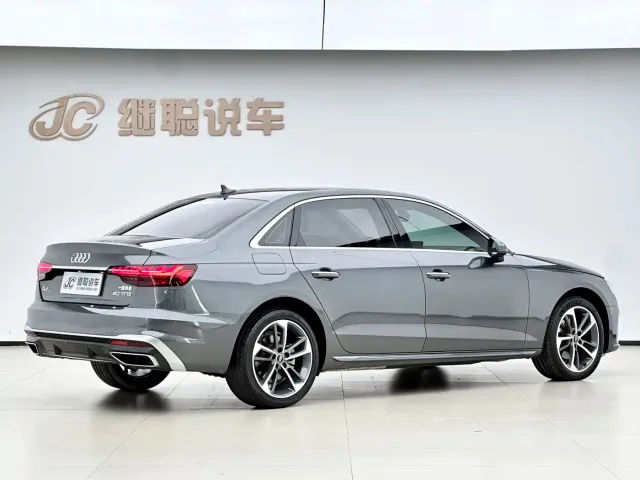 Audi A4L — Фото автомобиля 5