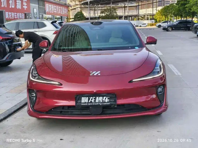 IM Motors L6 — Фото автомобиля 2