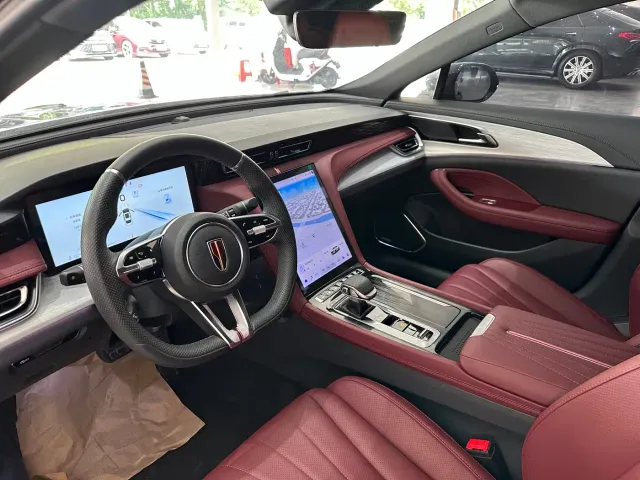 Hongqi H5 — Фото автомобиля 7