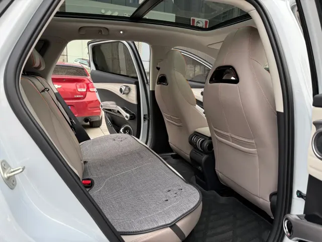 BYD Yuan PLUS — Фото автомобиля 10