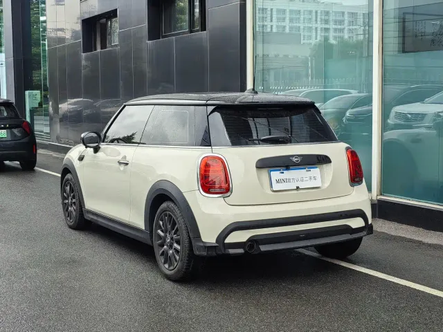 MINI MINI 2023 1.5T ONE — Фото автомобиля 5