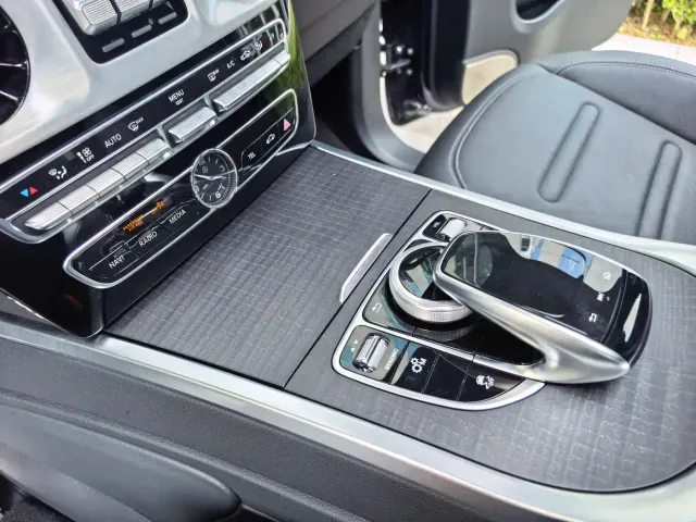 Mercedes-Benz G-Class — Фото автомобиля 18