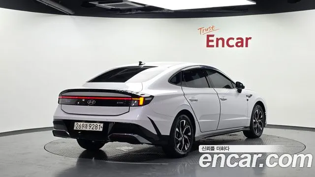 Hyundai Sonata Sonata Edge(DN8) 2.0 LPG(Коммерческий) — Фото автомобиля 2