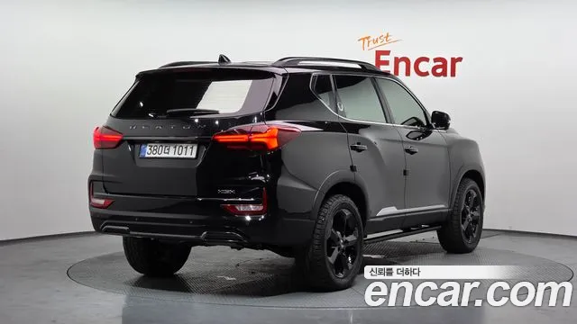 KG_Mobility_Ssangyong Rexton Rexton Arena Дизель 2.2 4WD — Фото автомобиля 2