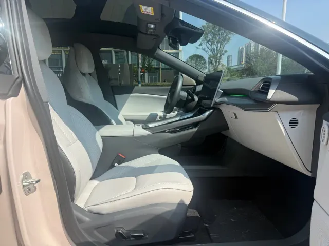 Arcfox Alpha S5 — Фото автомобиля 9