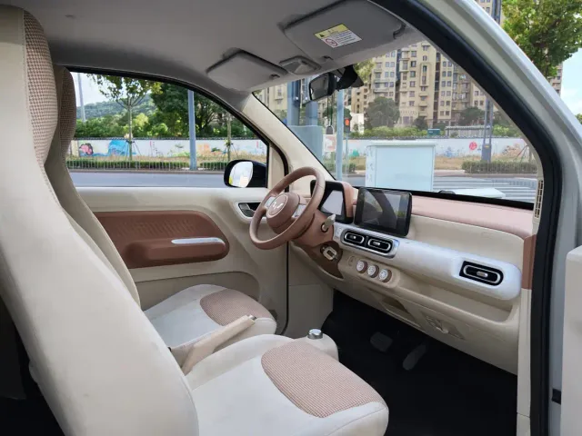 Wuling Hongguang Mini EV — Фото автомобиля 17