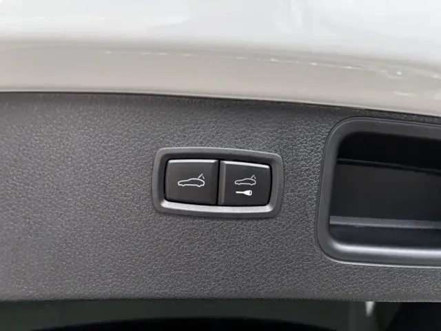 Porsche Macan — Фото автомобиля 30