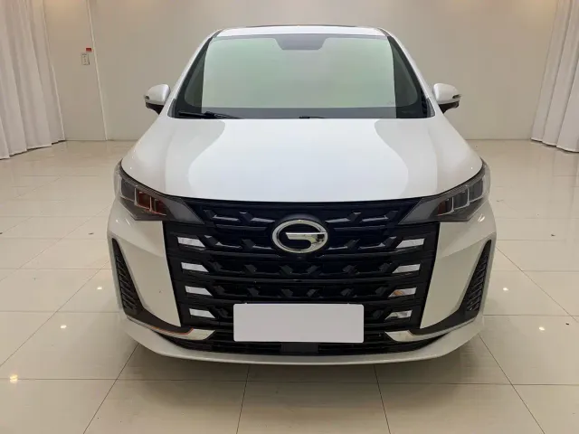 GAC Trumpchi M6 — Фото автомобиля 2