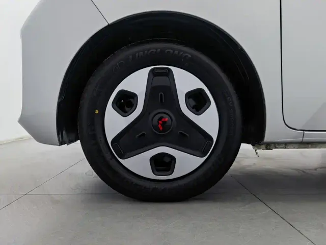 Wuling Zhiguang NEV — Фото автомобиля 17