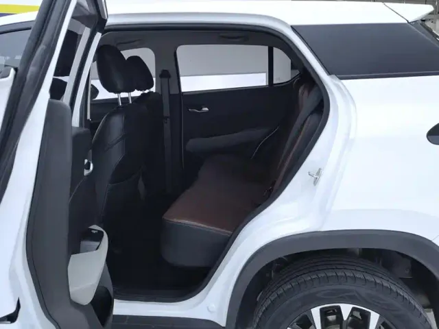 Baojun 510 — Фото автомобиля 11