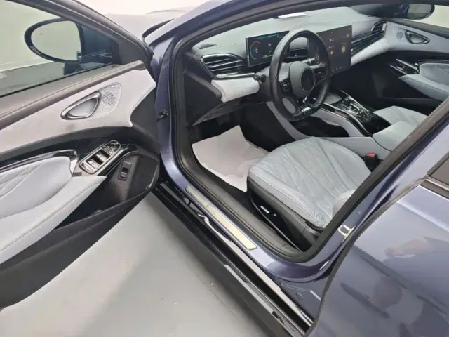 BYD Seal — Фото автомобиля 15