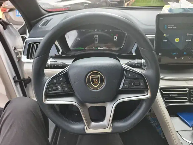 BYD Song PLUS — Фото автомобиля 11