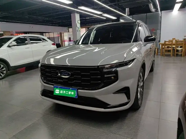 Фотография автомобиля — Ford Edge