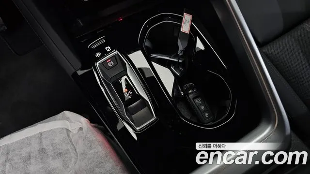 Audi Q5 40 TFSI quattro Sportback S Line — Фото автомобиля 9