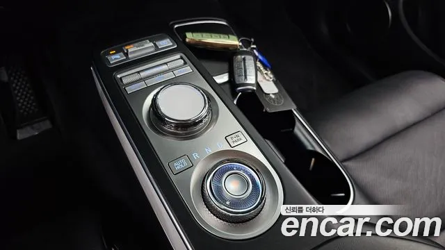 Genesis GV70 Electrified — Фото автомобиля 12