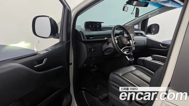 Hyundai Staria — Фото автомобиля 15