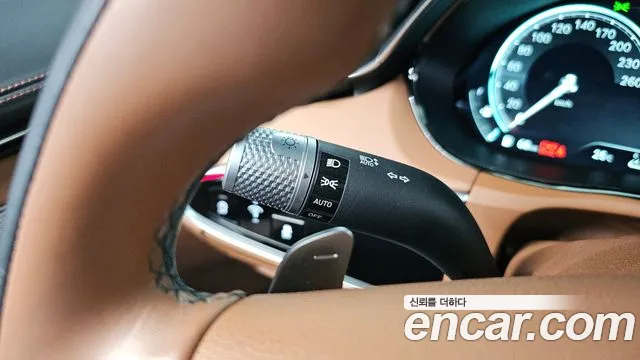 Genesis GV70 2.5T Бензин AWD — Фото автомобиля 30