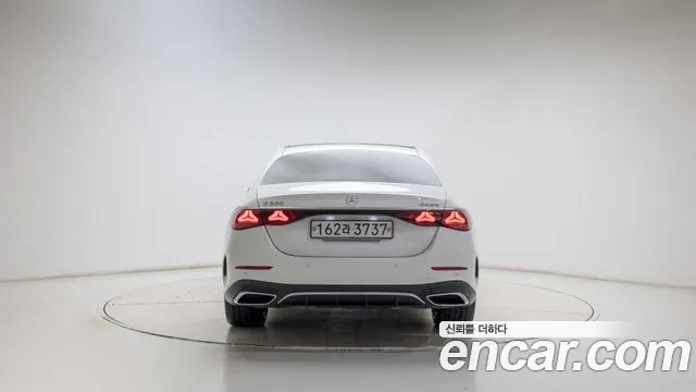 Mercedes-Benz E-Class E-класс W214 — Фото автомобиля 4